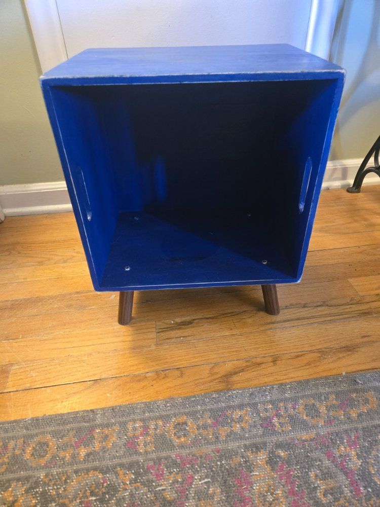 Main image 6
