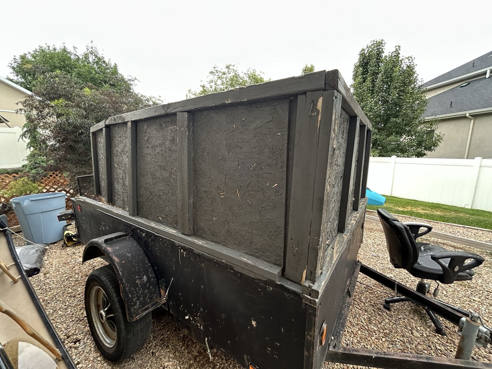 Utility trailer