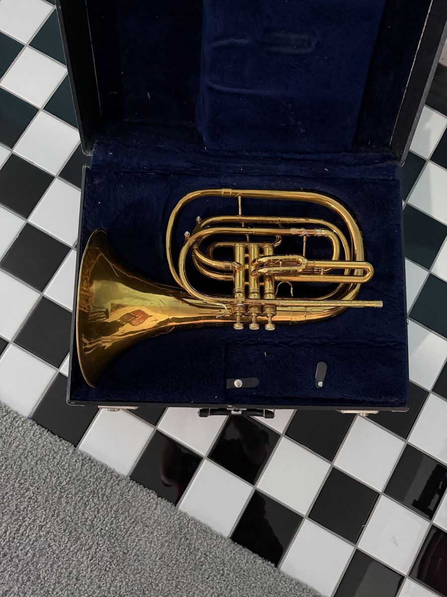 Conn Marching French Horn
