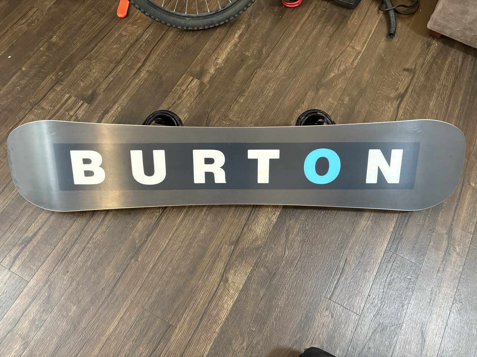 Burton Custom Smalls Camber Snowboard 145cm with Bindings