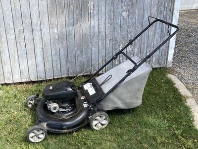 Push lawnmower
