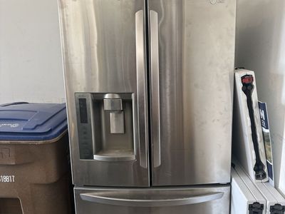 LG French Door Refrigerator - Stainless Steel, Bottom Freezer
