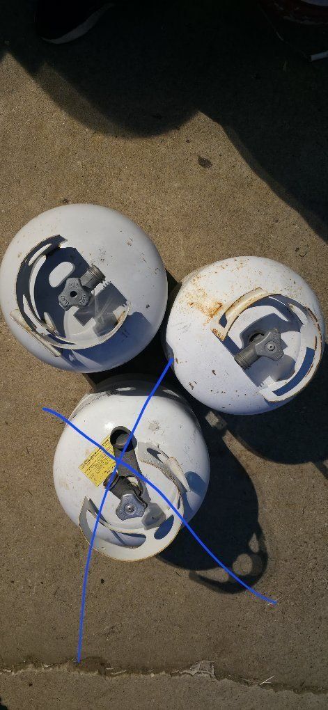 2 Propane Tanks Cylinders - White - Great for Exchange