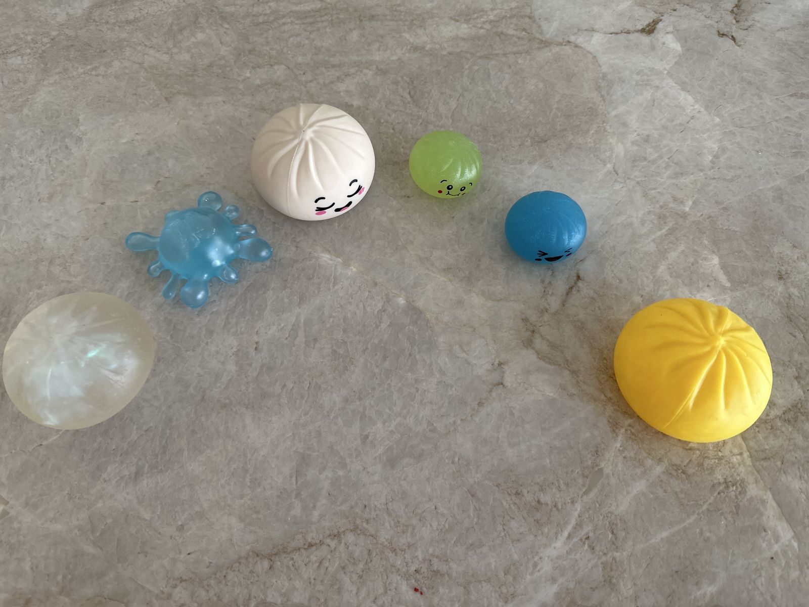 6 squishy’s for sell