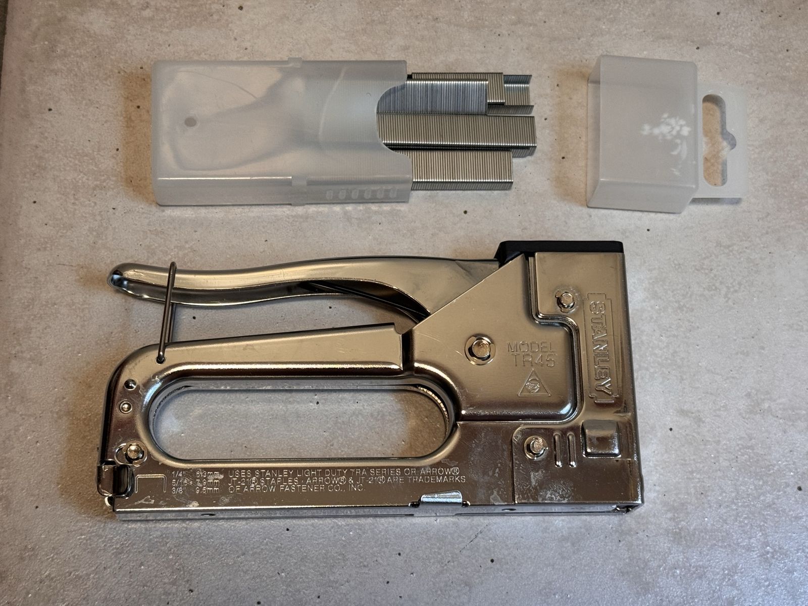 Stanley Stapler Compact Steel Staple Gun Sharp Shooter with Staples and Case