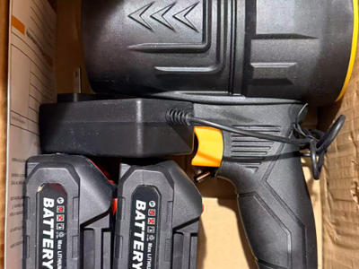 New in box Leaf Blower