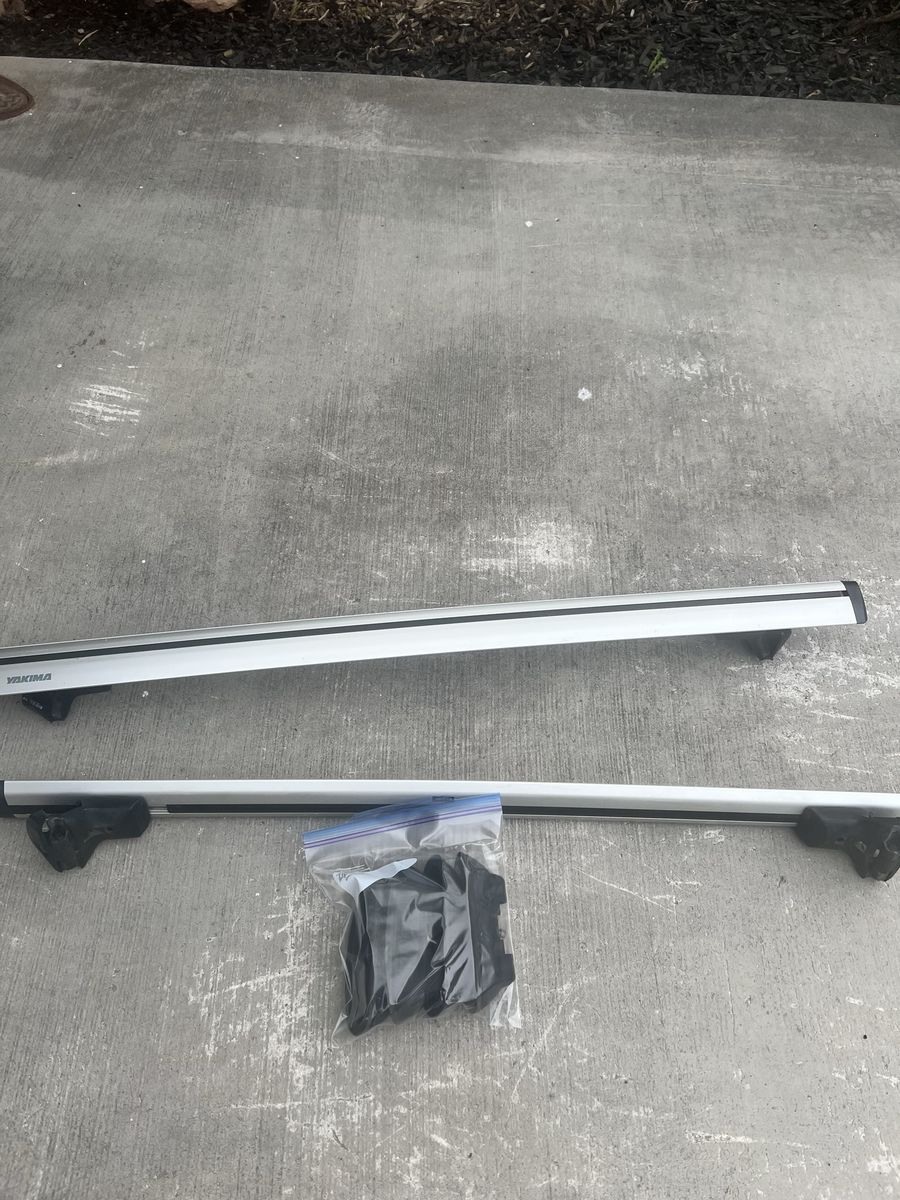 52” Yakima cross bars