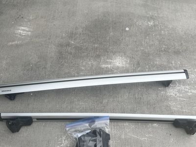 52” Yakima cross bars