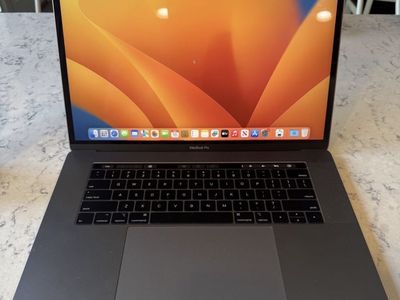 MacBook Pro - i7, 32gb ram, 500gb SSD