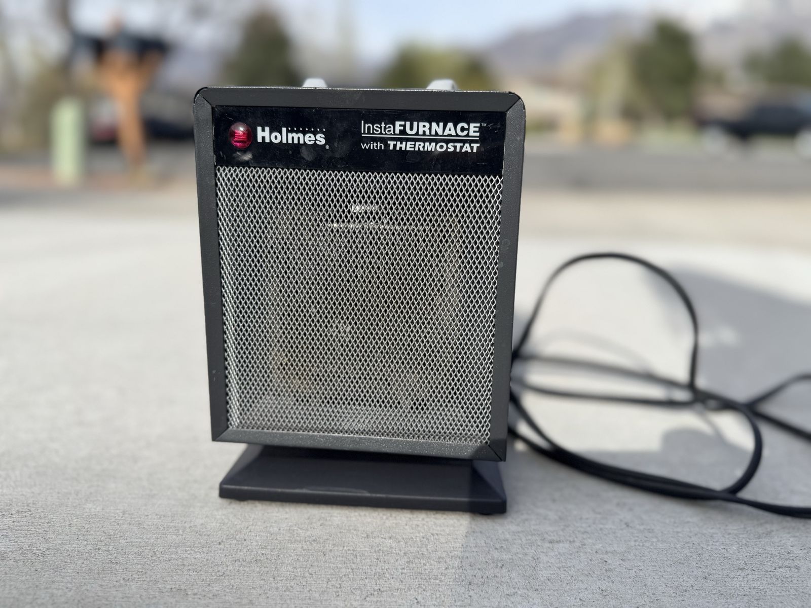 Room Heater Holmes Insta Furnace with thermostat