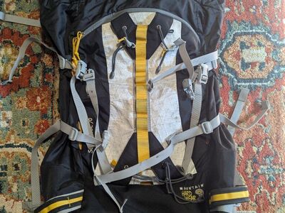 Mountain Hardware South Col 70 Pack (size M)