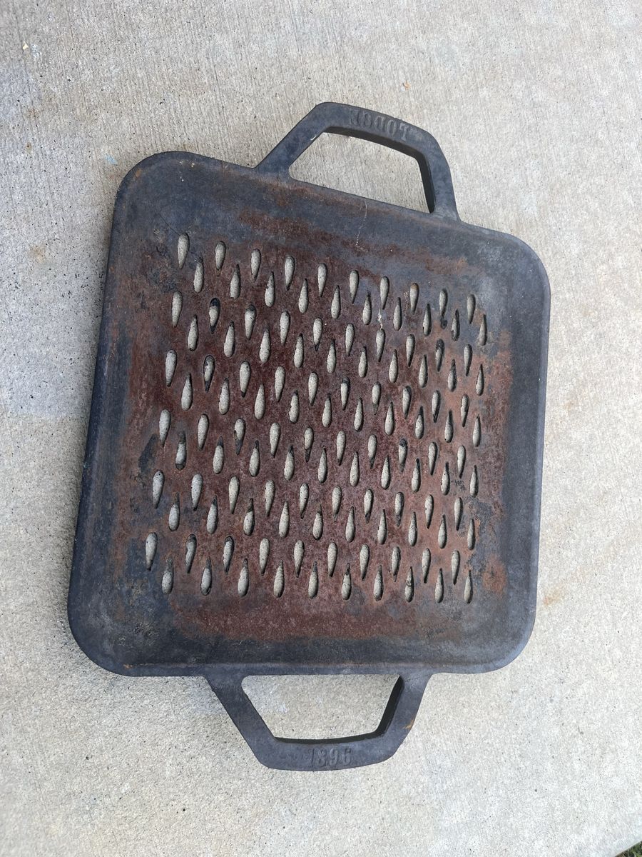 Vintage Lodge chef collection 11” cast iron square grill topper