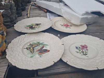 floral hanging plates