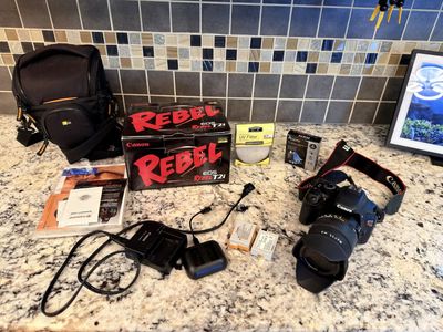 Pristine Canon DSLR Camera/Lens/Case Bundle!