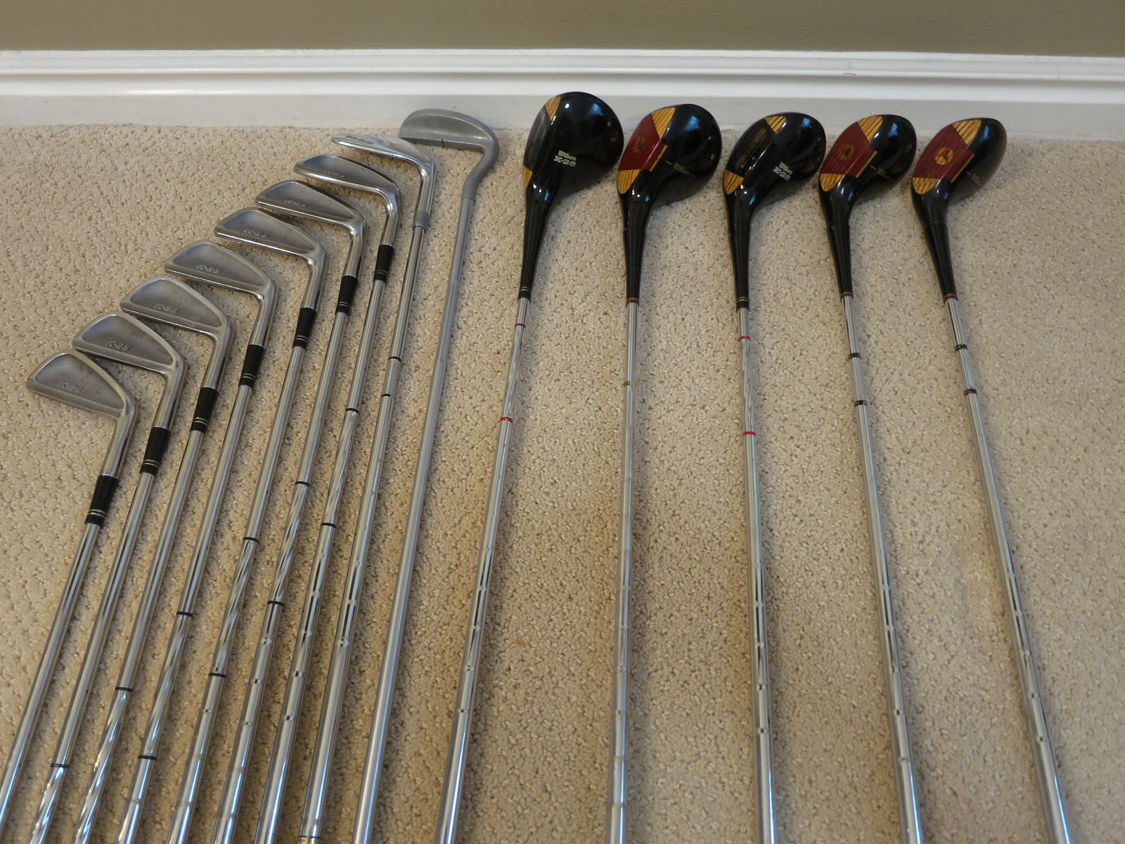 Vintage Wilson Sporting Goods K28 Golf Clubs w/Wilson Golf Bag
