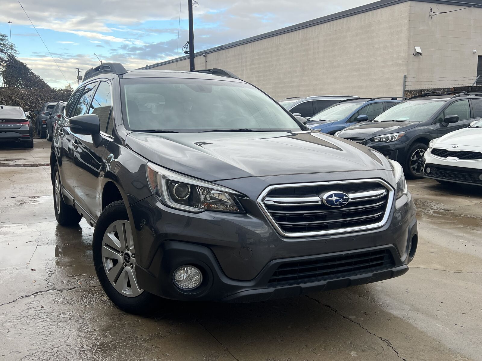 2019 SUBARU OUTBACK 2.5i Premium