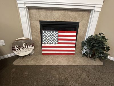 Indoor/outdoor Metal American Flag