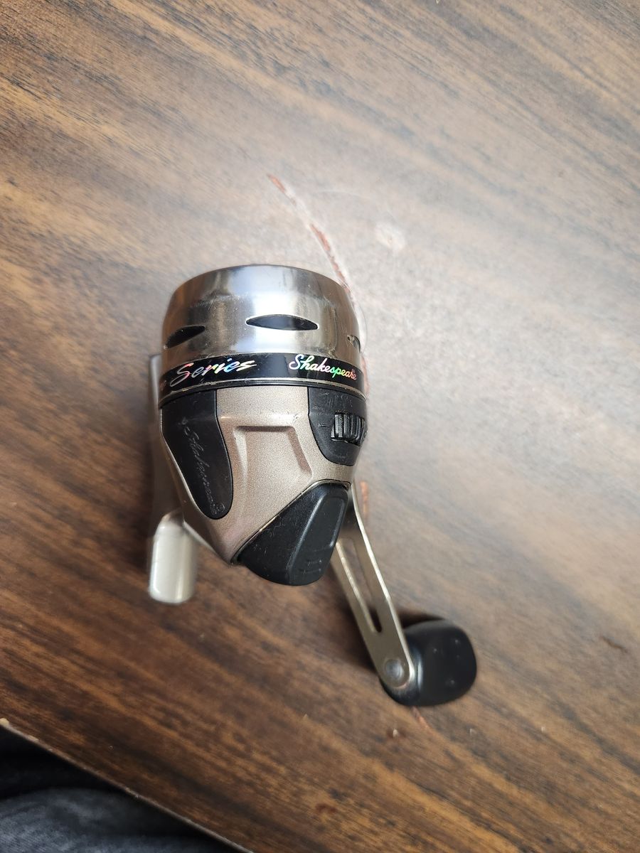 Vintage Daiwa Minicast-2