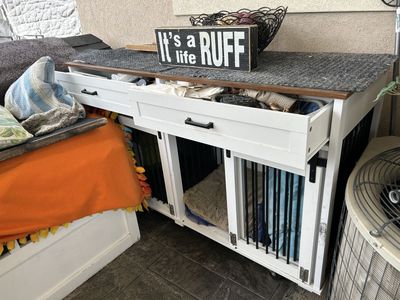 Dog kennel