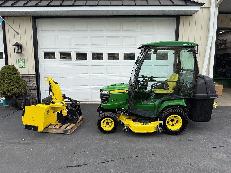 2019 John Deere X738 Garden Tractor