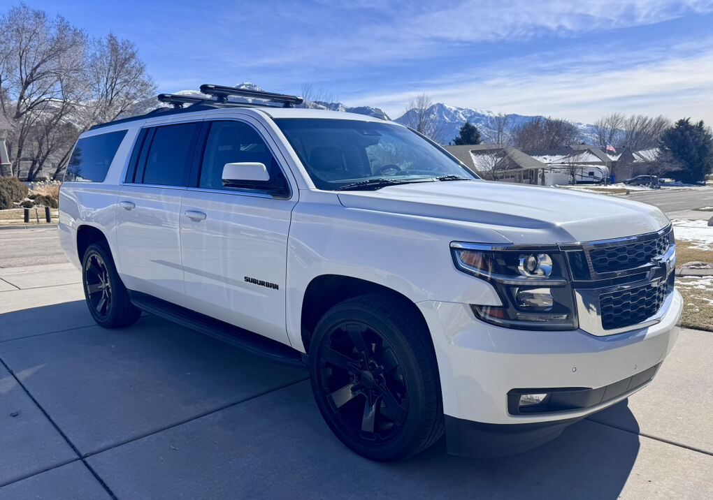 2019 CHEVROLET SUBURBAN LT