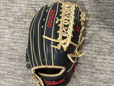 Wilson A2000 Baseball Outfield Glove