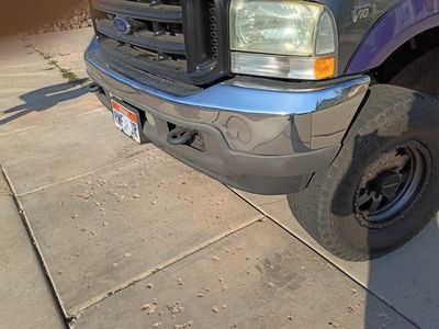 Ford F-250 / F-350 Triton V10 Front Bumper Assembly with Tow Hooks