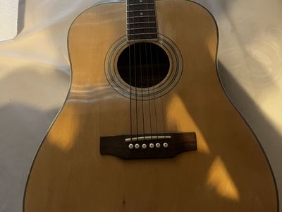 Castle Acoustic Guitar Natural Gloss Finish 6-String