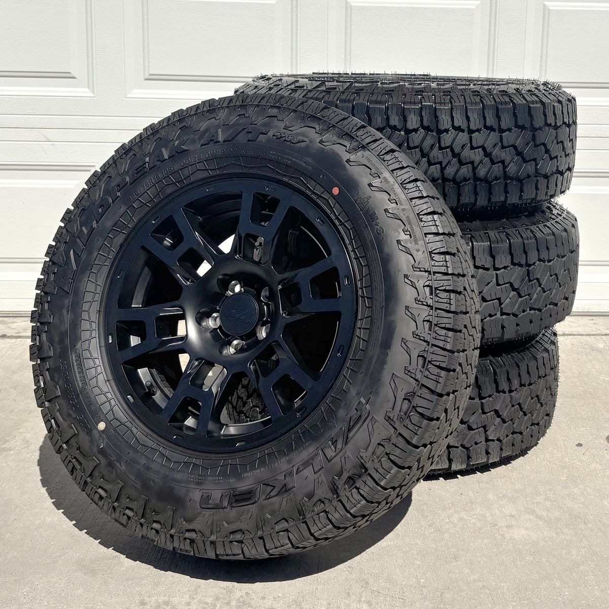 F44 SRD-555 Wheels w/ Falken Wildpeak A/T 4W Tires