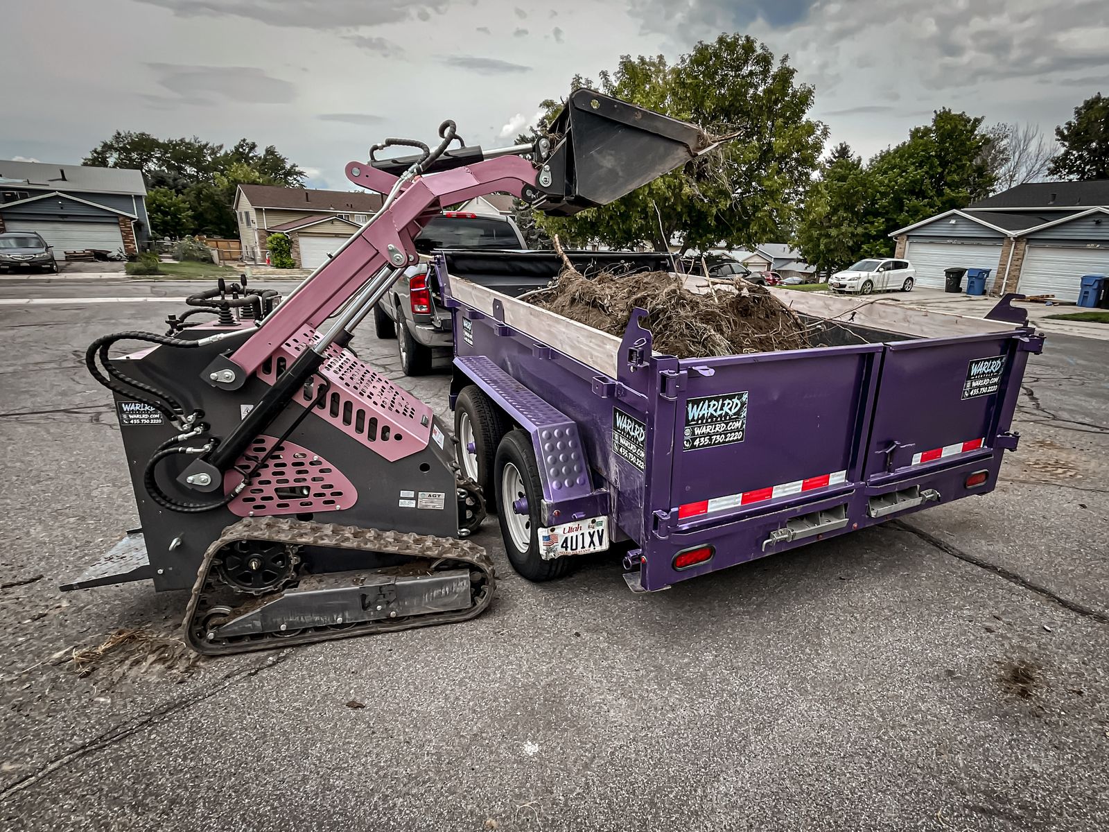 Mini Skid Steer Rental | Dingo | Trencher | Stump Grinder