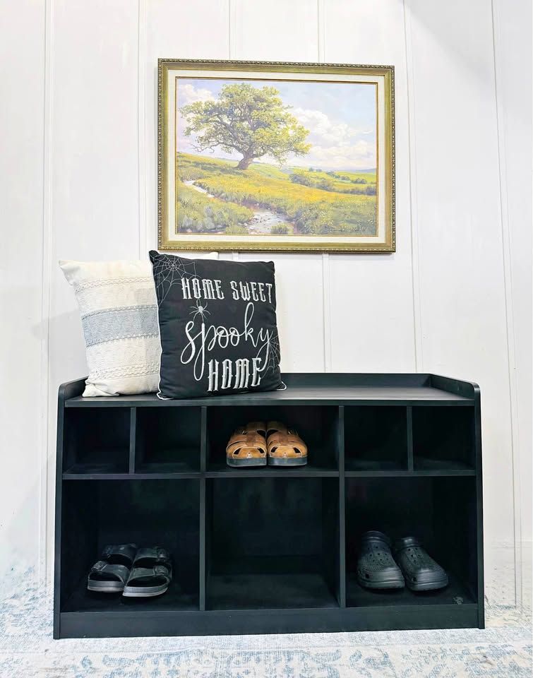 Black Shoe 8 Cubby Compartment Bench Toy Storage