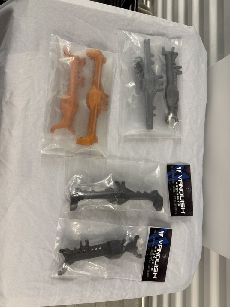 VanquIsh Cheater Axles Limted Ed 3 Sets Brand New