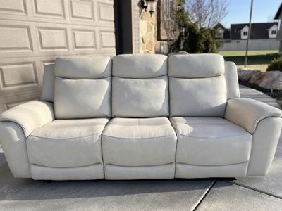 Leather Recliner couch/sofa with power head rest