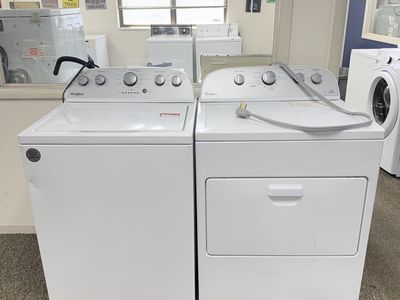 GREAT WHIRLPOOL SET WASHER AND ELECTRIC DRYER