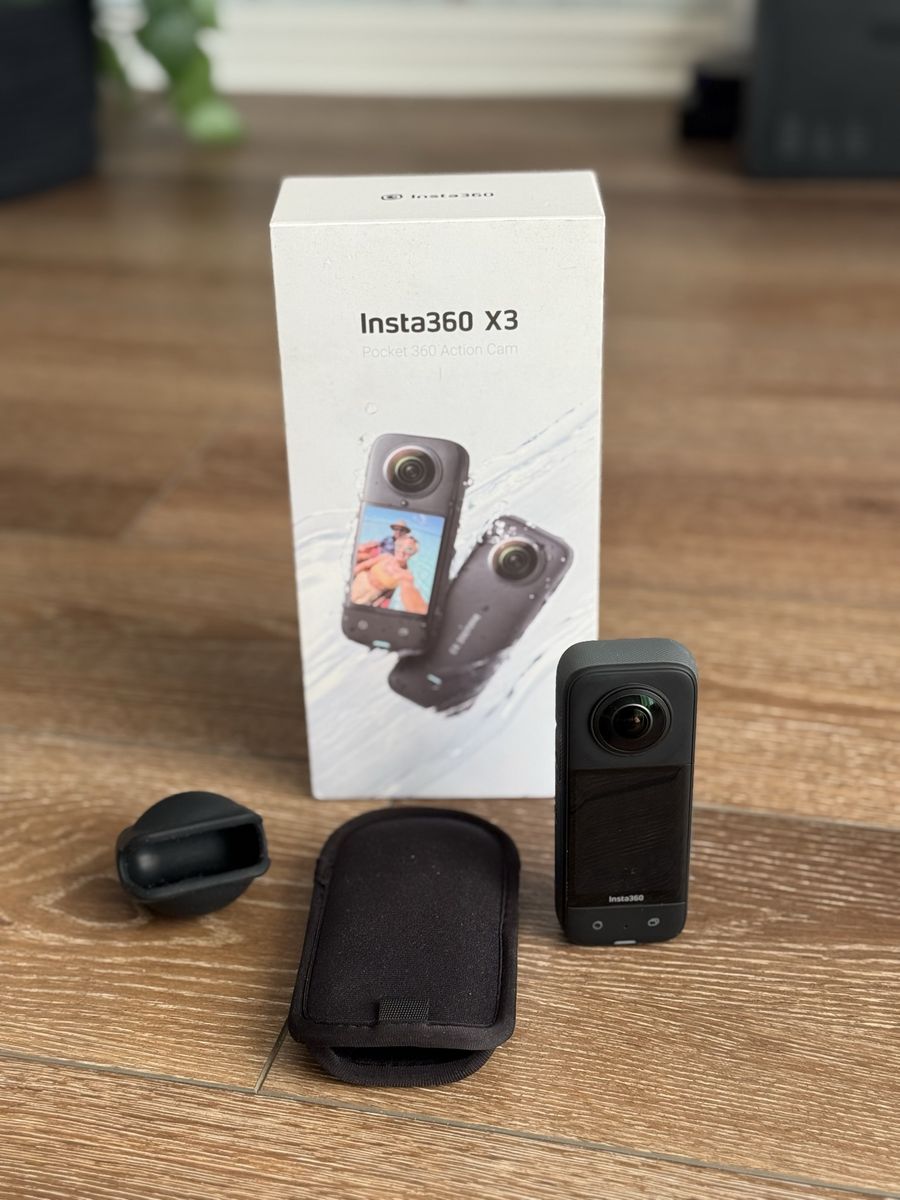 Insta360 X3 Pocket 360 Action Cam - Includes lens cap & carrying case
