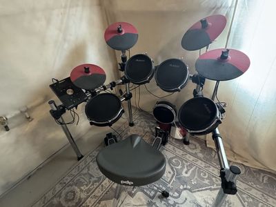 Alesis Command X 9pc Elec Drum Set