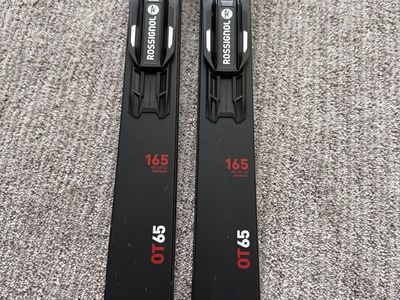Rossignol cross country skis and poles. Great condition, 165.