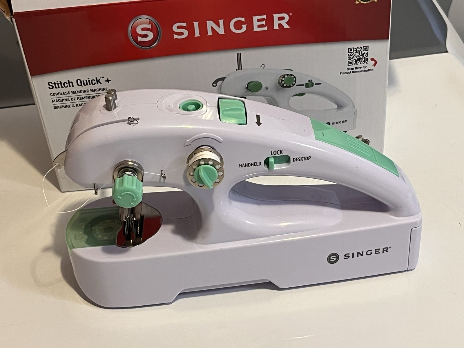 SINGER Stitch Quick+ Cordless Mending Machine - Handheld or Desktop, Adjustable Tension