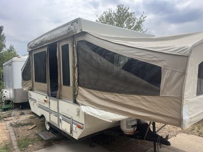 Tent trailer
