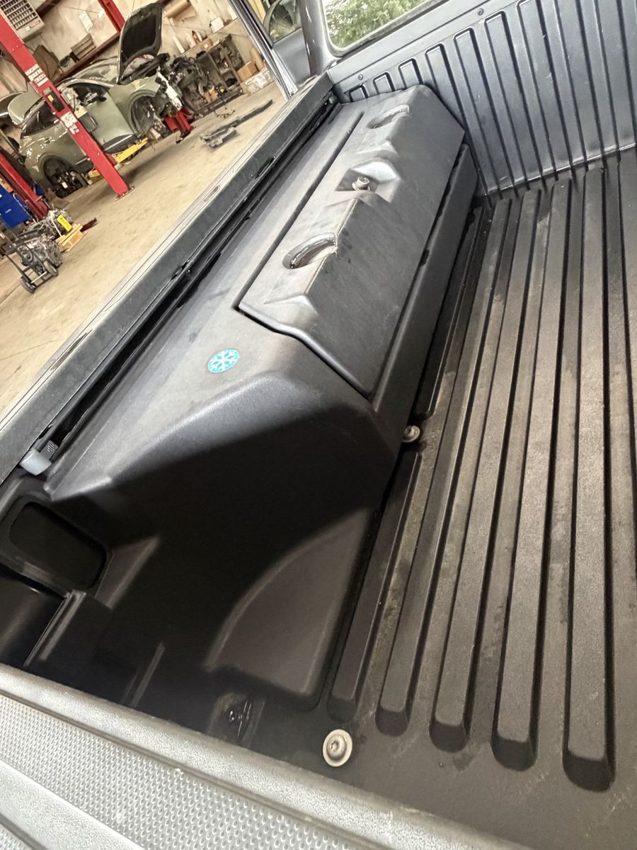 2016-2023 Tacoma bed storage box/cooler