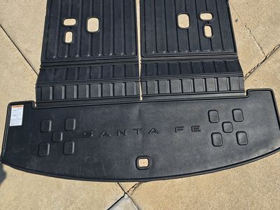 Hyundai Santa Fe All-Weather Folding Cargo Liner & Backrest Protectors - Black