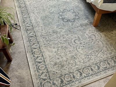 Rug