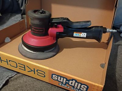 Snap-on duel action sander