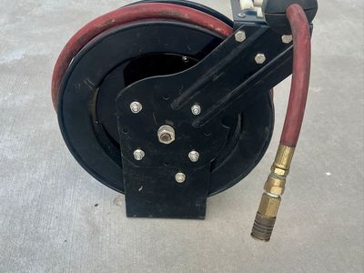 Heavy-Duty Retractable Air Hose Reel