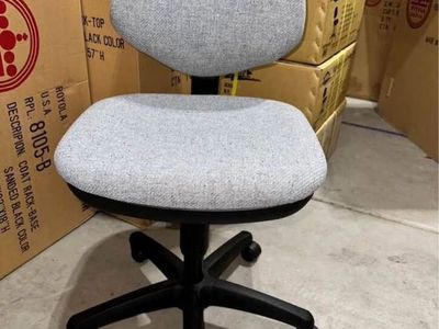Office Chair - Medium Gray