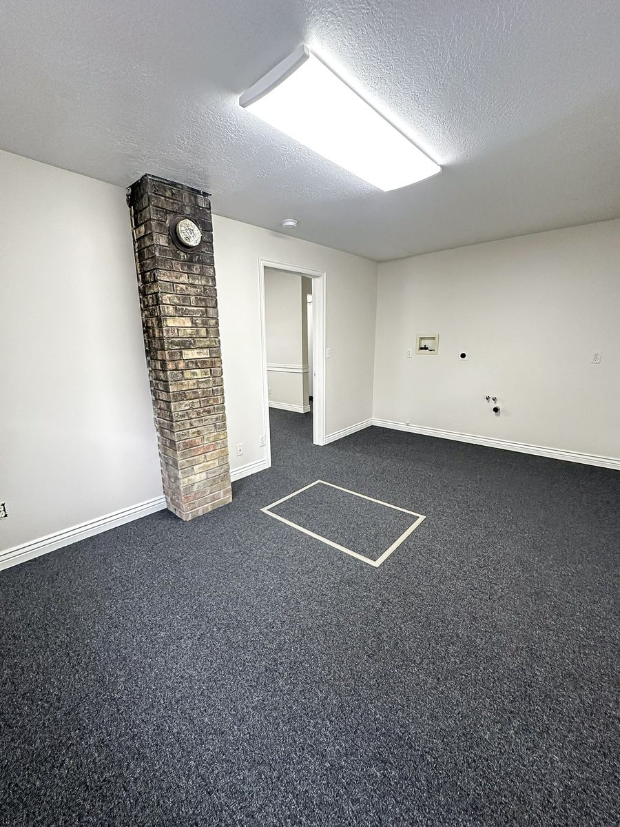 Main image 8