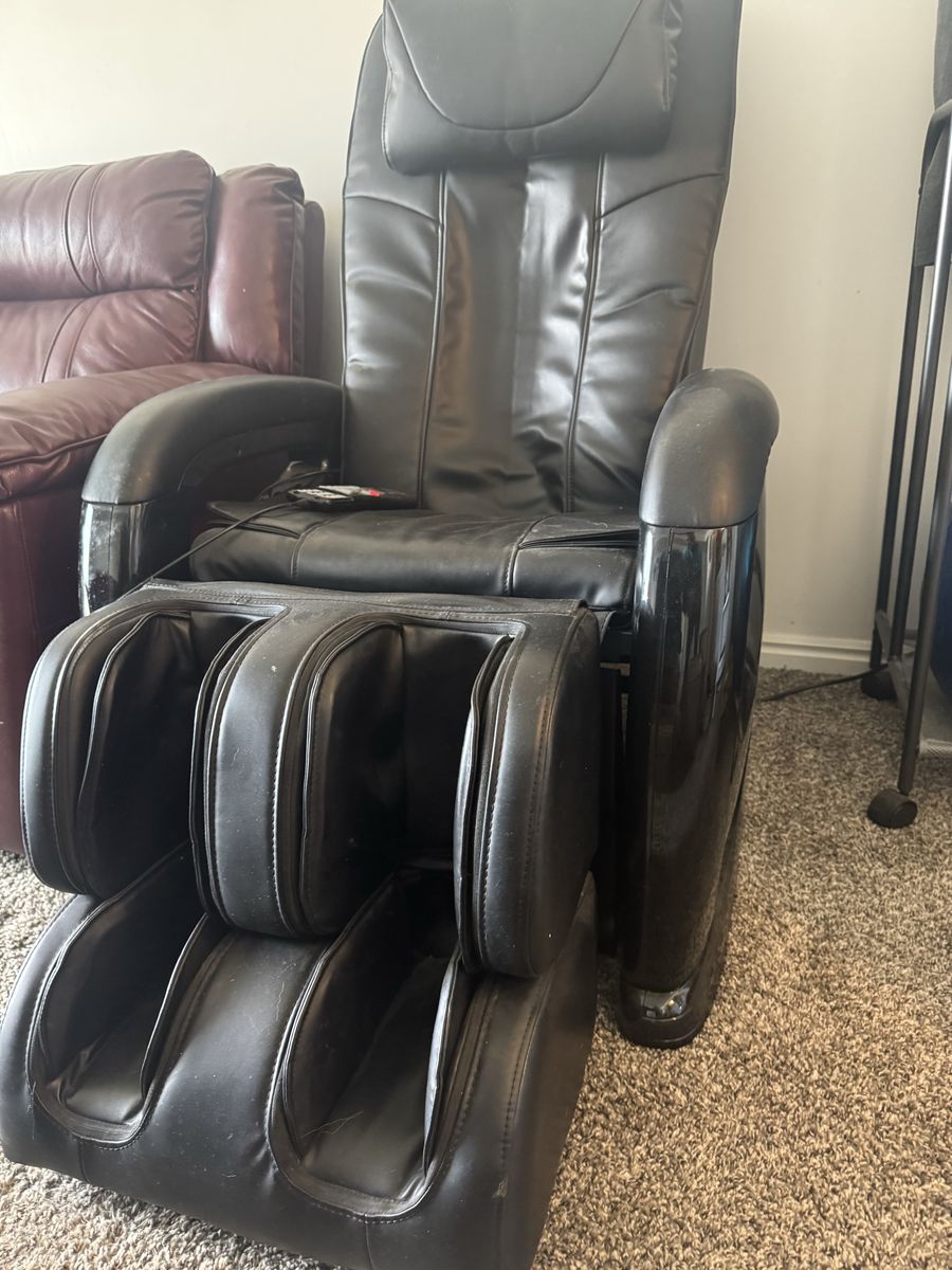 Full Body Shiatsu Massage Chair with Heat, Foot Roller, and Multiple Massage Modes, Black