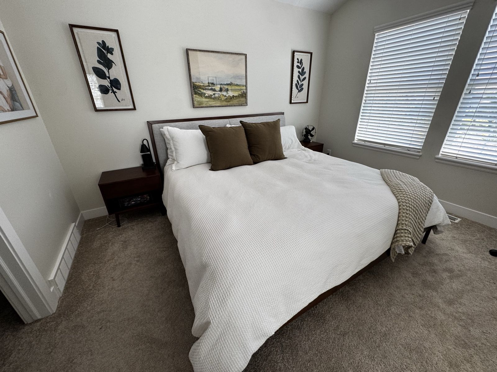 King sized bed set w/ end tables