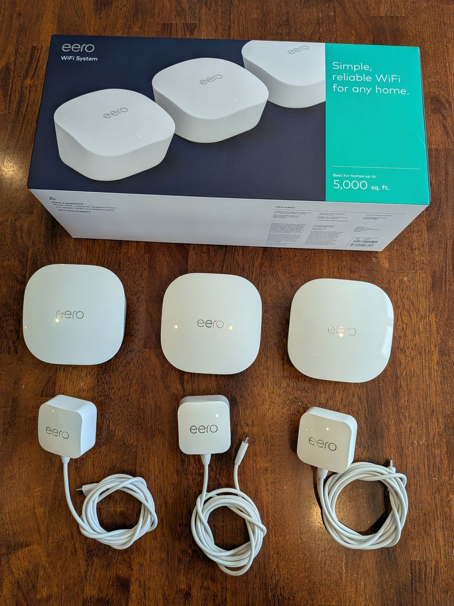Eero Mesh Wi-Fi System – 3 Pack