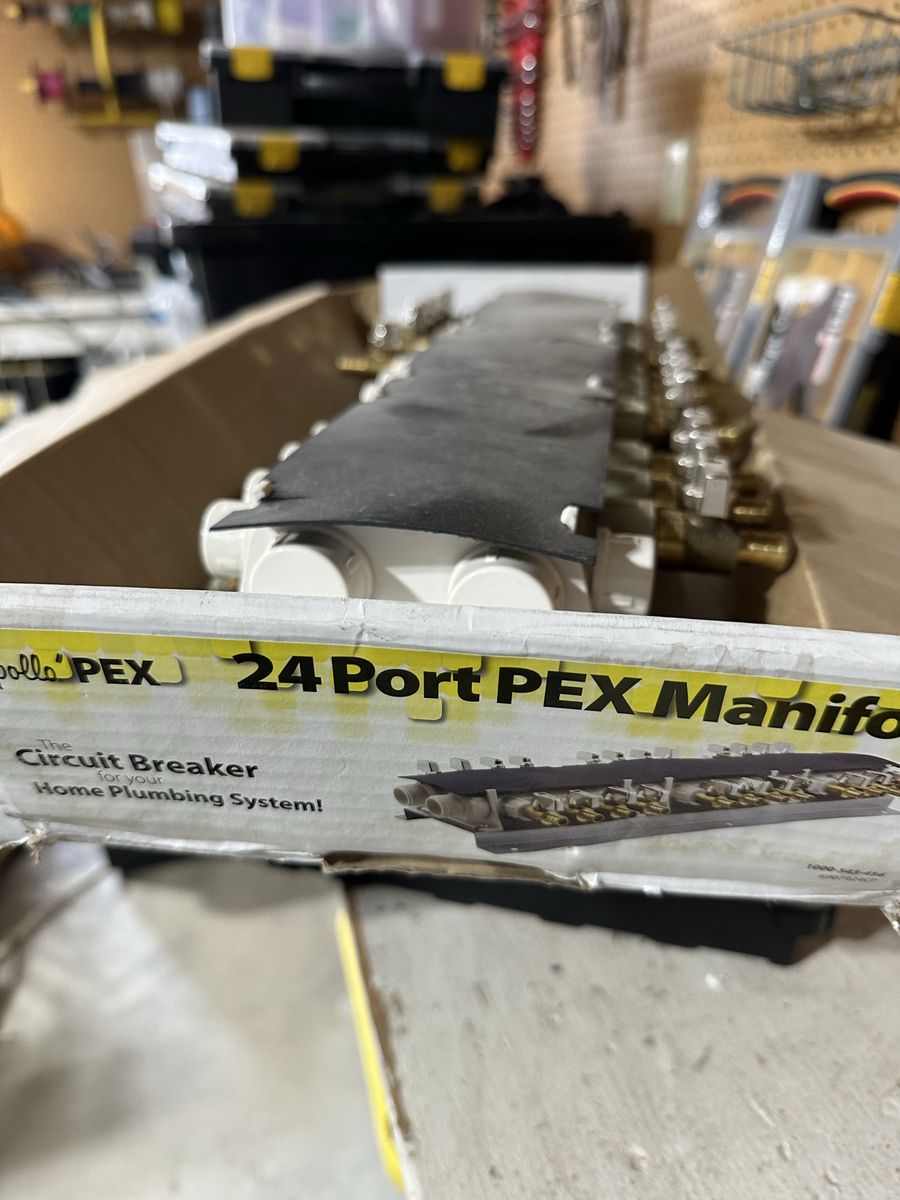 Apollo PEX 24 Port PEX Manifold Plumbing Circuit Breaker System